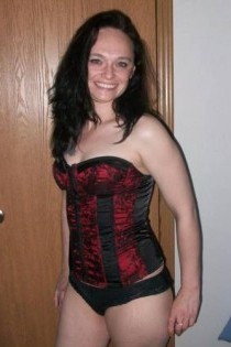, 20  female escort, lacrosse